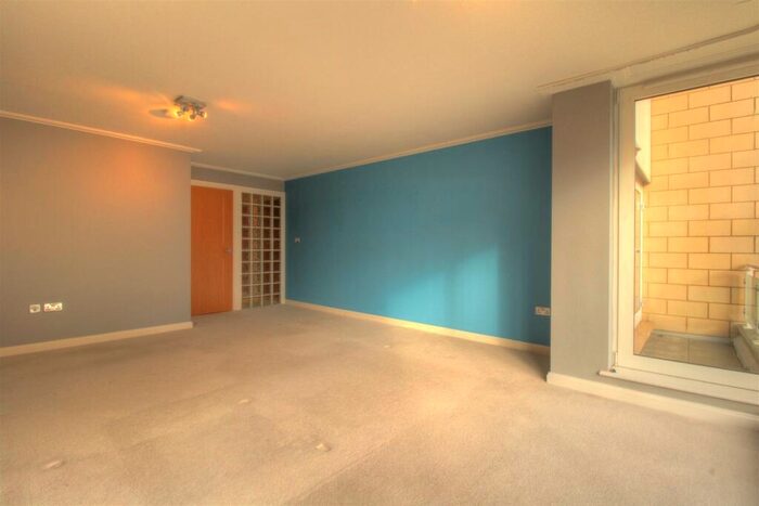 2 Bedroom Apartment To Rent In Chandlery Way, Cardiff, CF10
