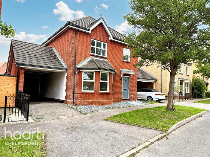 3 Bedroom Detached House For Sale In Wickham Crescent, Chelmsford, CM1
