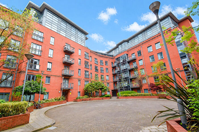 2 Bedroom Apartment For Sale In Brook House, Ellesmere Street, Castlefield, Manchester, M15