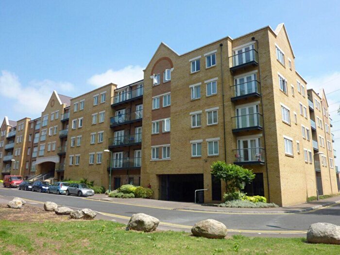 2 Bedroom Apartment To Rent In Phoenix Court, Black Eagle Drive, Northfleet, – Bedroom Apartment, DA11
