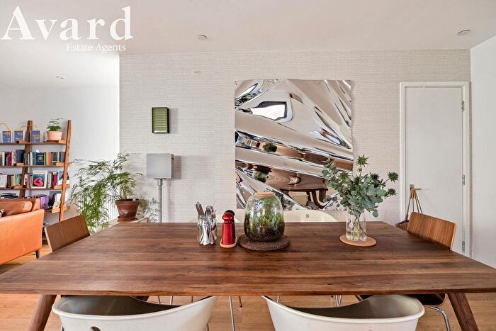 3 Bedroom Detached House For Sale In Kimberley Road, Brighton, BN2