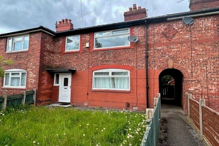 3 Bedroom Property To Rent In Fallowfield, Manchester, M14