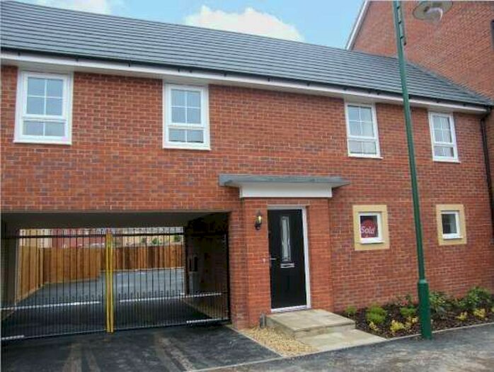 2 Bedroom Flat To Rent In Mid Water Crescent, Hampton Vale, Peterborough PE7