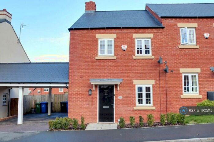 3 Bedroom Semi-Detached House To Rent In Sorrel Crescent, Wootton, Northampton, NN4