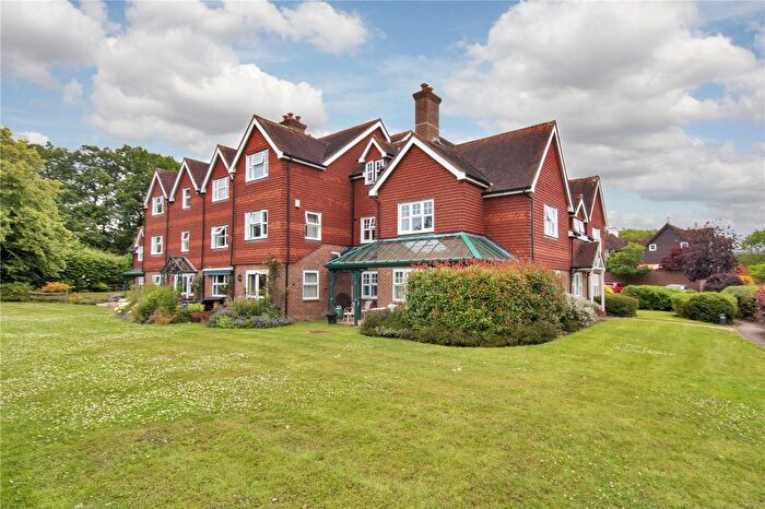 3 Bedroom Flat For Sale In Hildenbrook Farm, Riding Lane, Hildenborough, Tonbridge, TN11