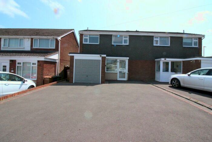 3 Bedroom Semi-Detached House To Rent In Laurel Drive, Sutton Coldfield, B74
