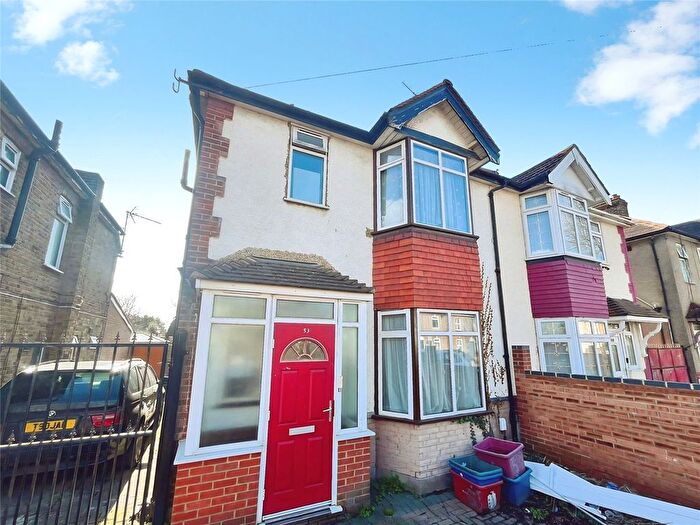 3 Bedroom Semi Detached House To Rent In Station Road, Hounslow, TW3