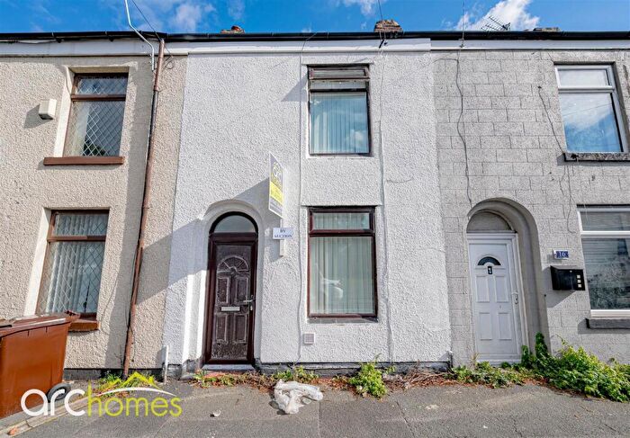 2 Bedroom Terraced House For Sale In High Street, Atherton, M46