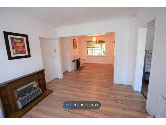 3 Bedroom Semi-Detached House To Rent In Cranbury Road, Eastleigh, SO50