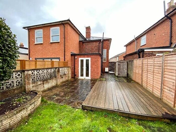 2 Bedroom Property To Rent In Alyson Court, North Town Road, Maidenhead, SL6