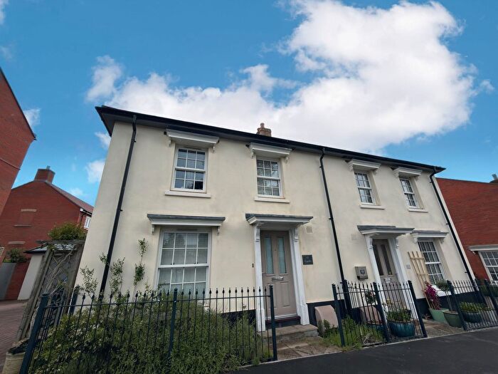 3 Bedroom Property To Rent In Jurston Fields, Wellington, TA21