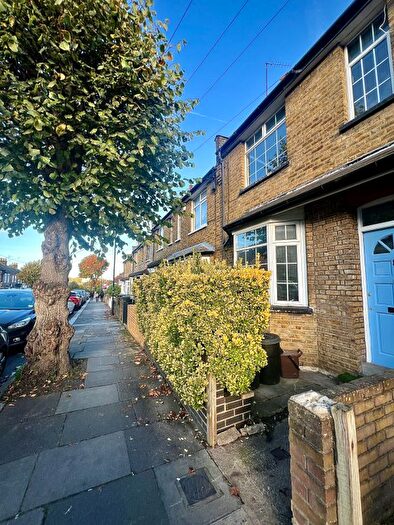 2 Bedroom Terraced House To Rent In Chelmsford Road, London, N14