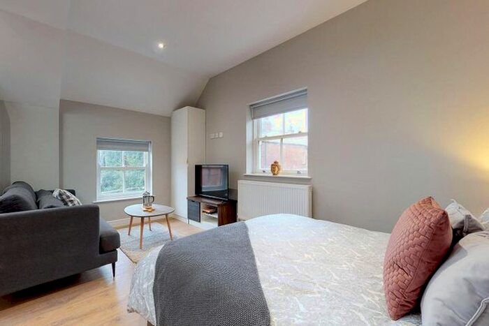 Studio To Rent In Springfield Mount, Leeds, LS2