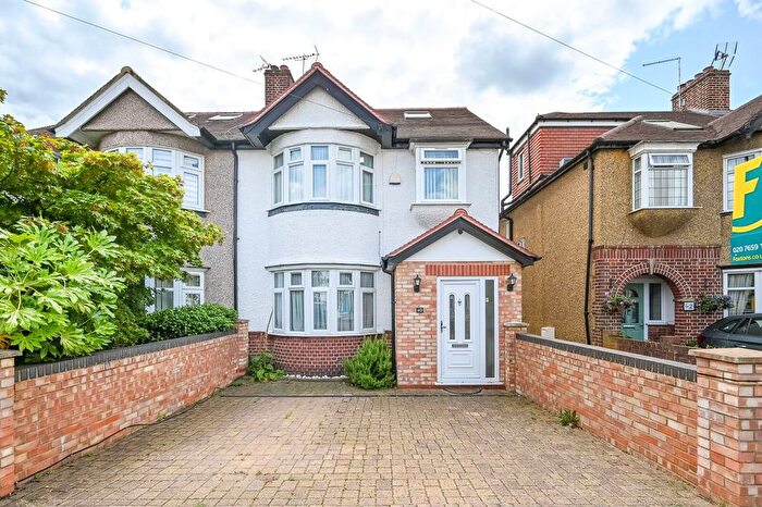 4 Bedroom Property To Rent In Syon Park Gardens, Osterley, Isleworth, TW7