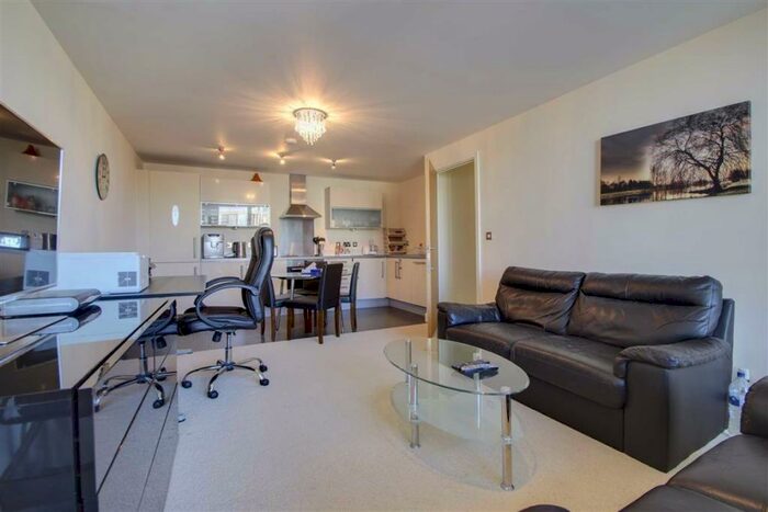 2 Bedroom Apartment To Rent In Pearl House, Central Milton Keynes, Milton Keynes, MK9