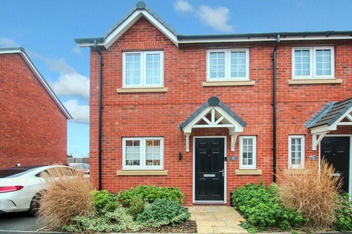 2 Bedroom Semi-Detached House For Sale In Maple Lane, Burton Green, CV8