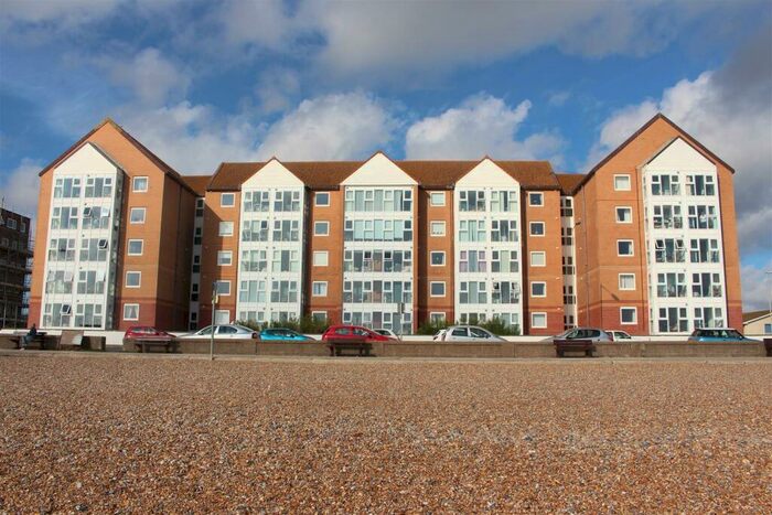 1 Bedroom Retirement Property For Sale In Stratheden Court, Esplanade, Seaford, BN25