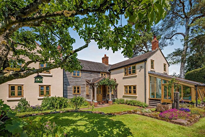 3 Bedroom Detached House For Sale In Weston Heath, Shrewsbury, Shropshire, SY4