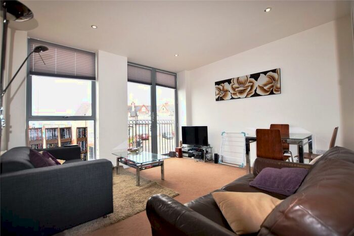 2 Bedroom Apartment To Rent In Katesgrove Court, Basingstoke Road, Reading, Berkshire, RG2