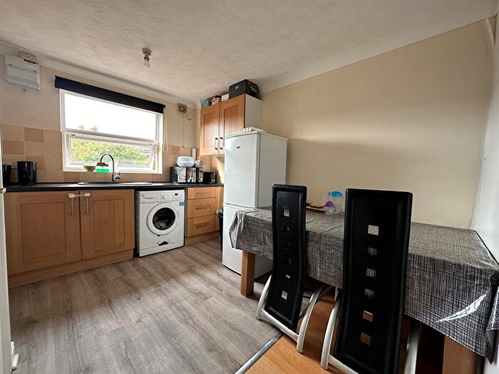 1 Bedroom Apartment For Sale In Whalley Street, Peterborough, PE1