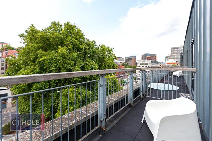 1 Bedroom Penthouse To Rent In St. Stephens House, Colston Avenue, City Centre, Bristol, BS1