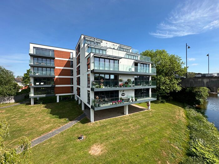 2 Bedroom Apartment For Sale In Greyfriars Avenue, Hereford, HR4
