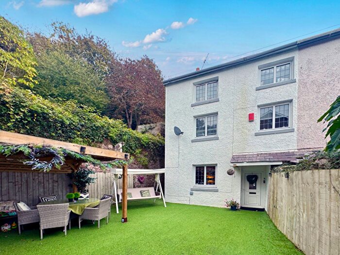 4 Bedroom Cottage For Sale In Coombe Lane, Torquay, TQ2