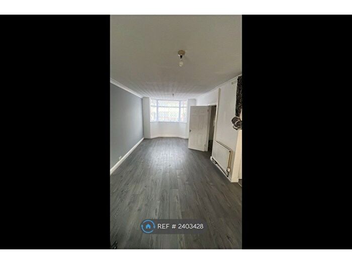 3 Bedroom End Of Terrace House To Rent In St. Christians Road, Coventry, CV3