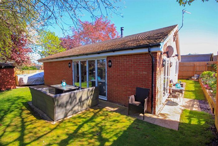 2 Bedroom Detached Bungalow For Sale In Farndish Road, Irchester, NN29