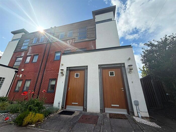 1 Bedroom Apartment To Rent In Montmano Drive, Didsbury, Manchester, M20