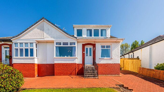 4 Bedroom Semi-Detached Bungalow For Sale In Merrylee Park Avenue, Giffnock, G46