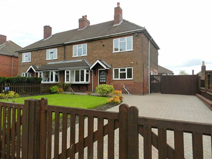 4 Bedroom Semi-Detached House To Rent In Pelsall Road, Brownhills, Walsall, WS8
