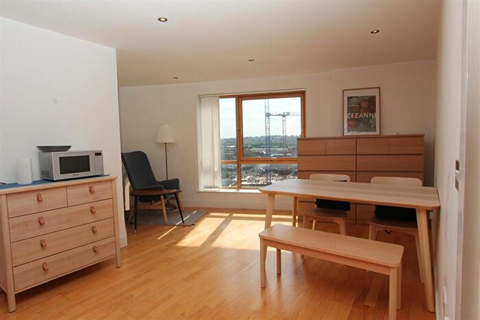 1 Bedroom Flat To Rent In Clarence House, Leeds Dock, LS10
