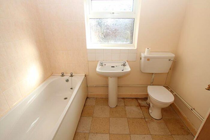 2 Bedroom Terraced House For Sale In Columbia Road, Grimsby, DN32