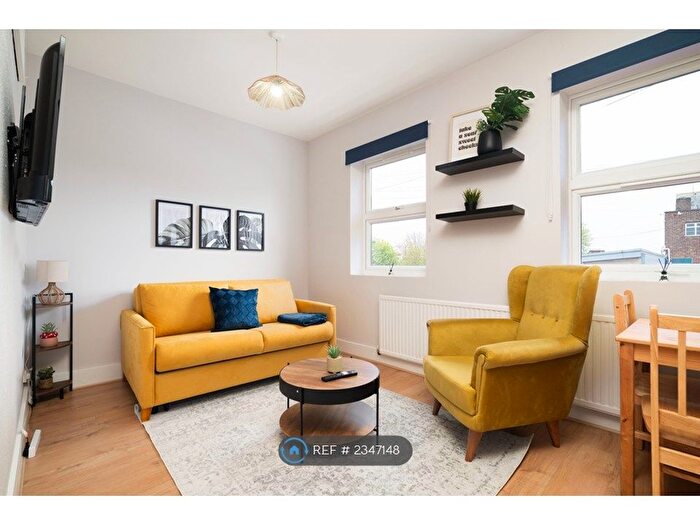 2 Bedroom Flat To Rent In Church Road, London, N17