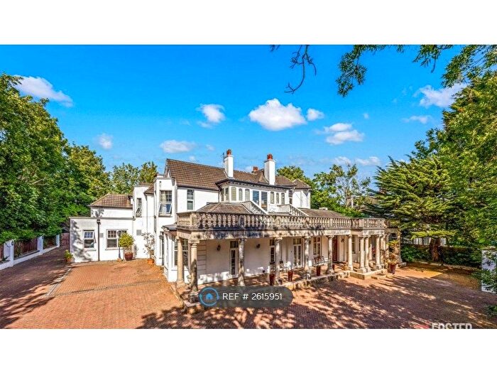 10 Bedroom Detached House To Rent In Dyke Road Avenue, Brighton, BN1