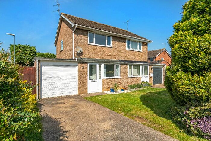 2 Bedroom Semi Detached House For Sale In Pawlett Close, Deeping St James, PE6