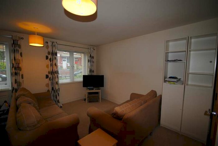 2 Bedroom Apartment To Rent In Linden Grange, Claremont Avenue, Bristol, BS7