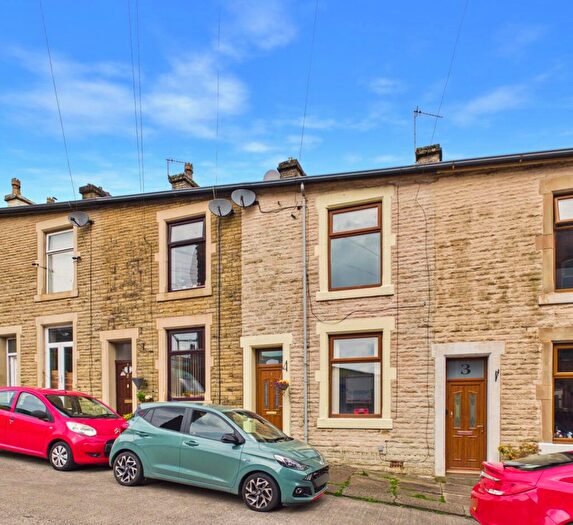 2 Bedroom Terraced House For Sale In Park Street, Helmshore, Rossendale, Lancashire, BB4