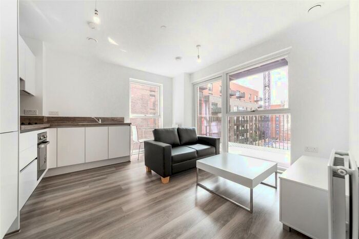 Apartment To Rent In Cornwell House, New Market Place, London, E6