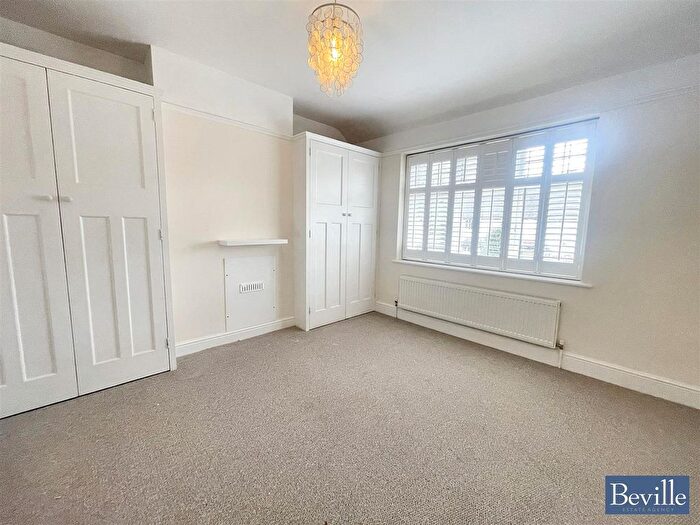4 Bedroom Semi-detached House To Rent In Grove Road, Sonning Common, Reading, RG4