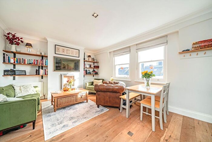 2 Bedroom Flat For Sale In Dawes Road, Fulham, SW6