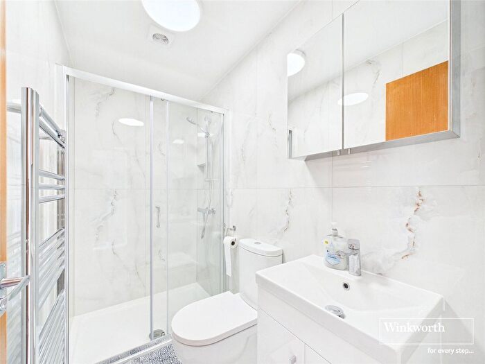 3 Bedroom Terraced House To Rent In Winchester Avenue, Kingsbury, London, NW9