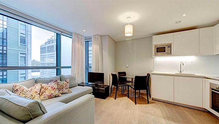 3 Bedroom Flat To Rent In Merchant Square, Paddington, W2