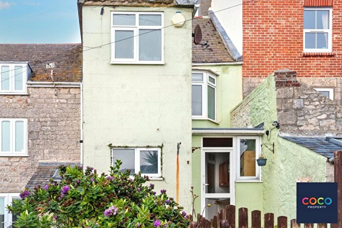 2 Bedroom Terraced House For Sale In Fortuneswell, Portland, Dorset, DT5