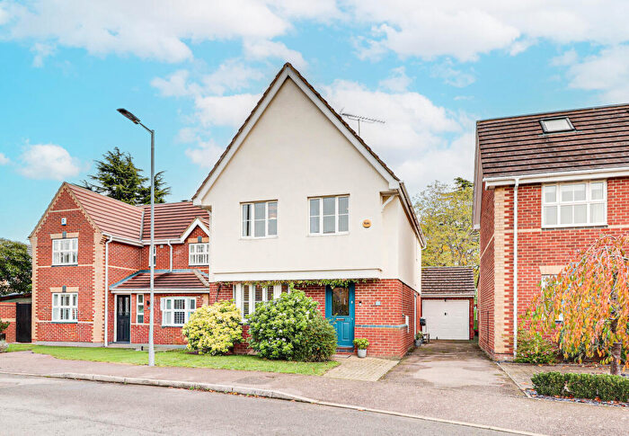 4 Bedroom Detached House For Sale In Princess Diana Drive, St Albans, AL4