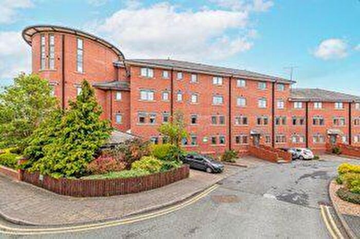 2 Bedroom Apartment To Rent In Thursfield Court, New Crane Street, Chester, CH1