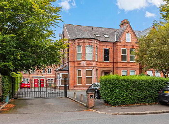 3 Bedroom TownHouse For Sale In Earlston Mews, Annadale Avenue, Belfast, BT7
