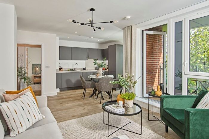 2 Bedroom Flat For Sale In "Pembrook - Two Bedroom Apartment Sqft" At John Thornycroft Road, Southampton, SO19