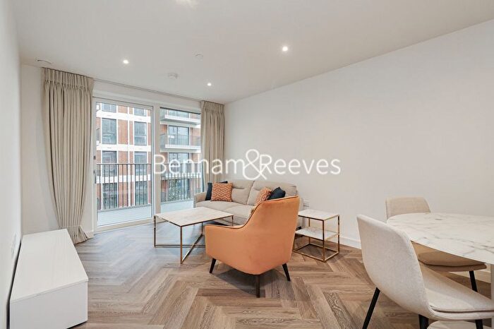 2 Bedroom Flat To Rent In Bower House, West Hendon, NW9
